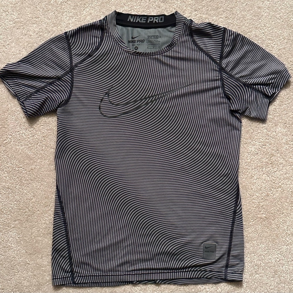 Like new-Boys Nike Pro Shirt
